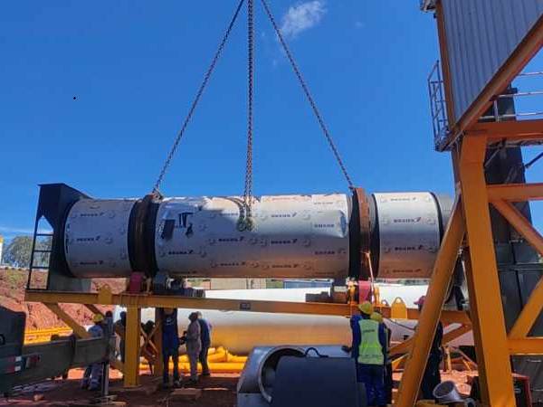 What should we do if the asphalt mixing station suddenly trips during work